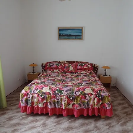 Apartman U Olgy マリアーンスケー・ラーズニェ